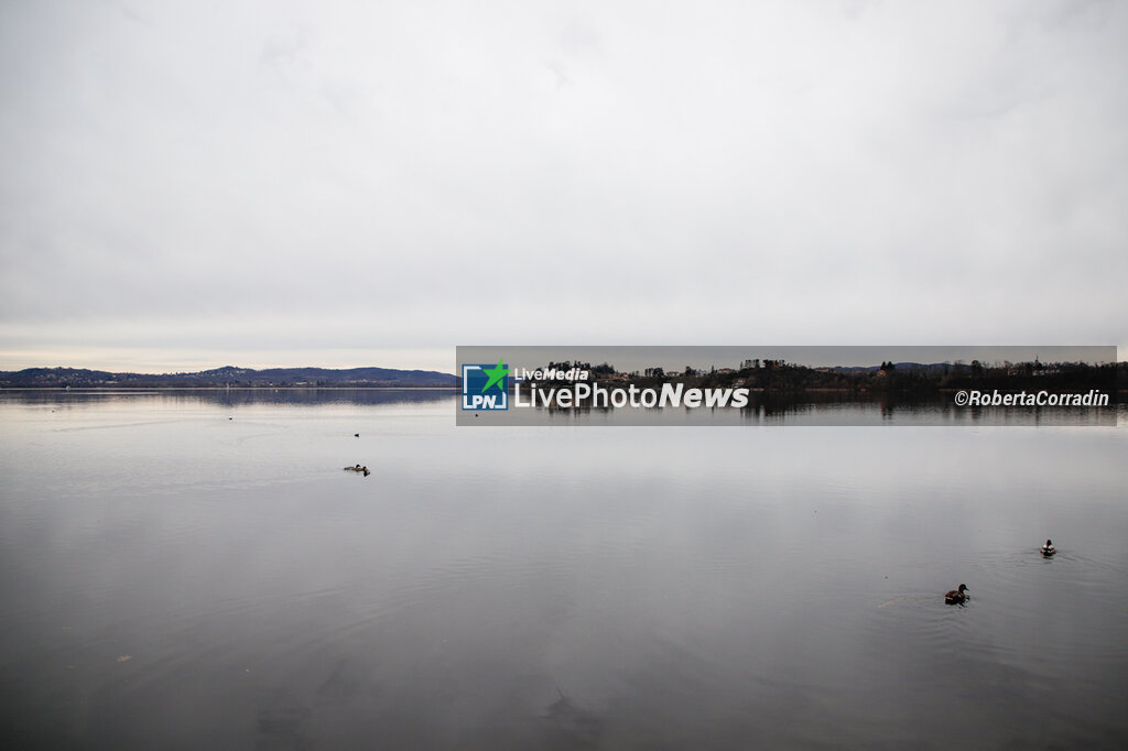 Varese Lake  - REPORTAGE - PLACES