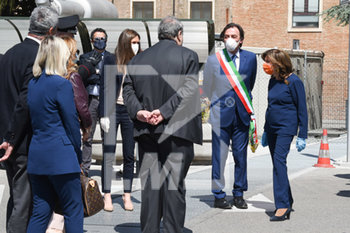 Visita all'Ospedale di Padova della Presidente del Senato Maria Elisabetta Alberti Casellati - NEWS - POLITICS