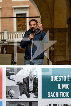 2020-05-16 - Il Sindaco di Treviso Mario Conte - PROTESTA DEI COMMERCIANTI PER LE MISURE RESTRITTIVE COVID-19 - NEWS - WORK