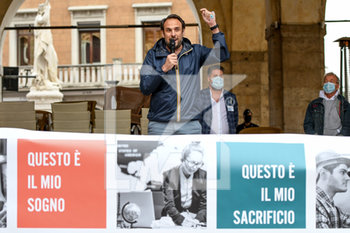 2020-05-16 - Il Sindaco di Treviso Mario Conte - PROTESTA DEI COMMERCIANTI PER LE MISURE RESTRITTIVE COVID-19 - NEWS - WORK