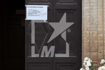 2020-05-18 - Raccomandazioni per entrare in chiesa. - POST-LOCKDOWN - NEWS - HEALTH