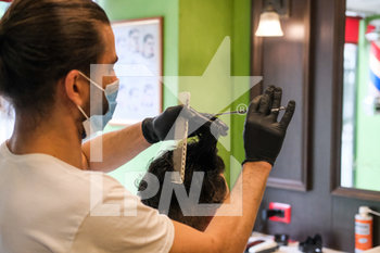 2020-05-19 - rules and prevention at a hairdresser - MISURE ADOTTATE PER LA FASE 2 DELL'EMERGENZA COVID-19 A VARESE - NEWS - PLACES