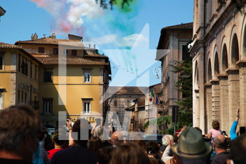 2020-05-26 - Le frecce tricolori in volo sopra la città di Perugia - SORVOLO DELLE FRECCE TRICOLORE A PERUGIA  - REPORTAGE - EVENTS