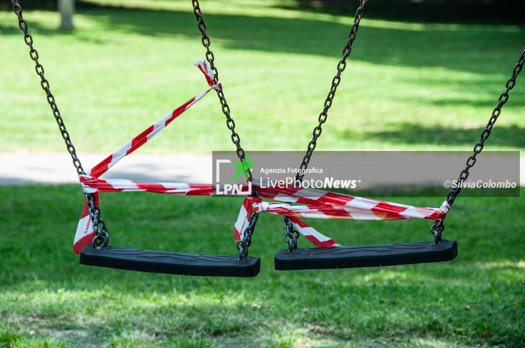 Area giochi del Parco Suardi ancora transennata - NEWS - PLACES