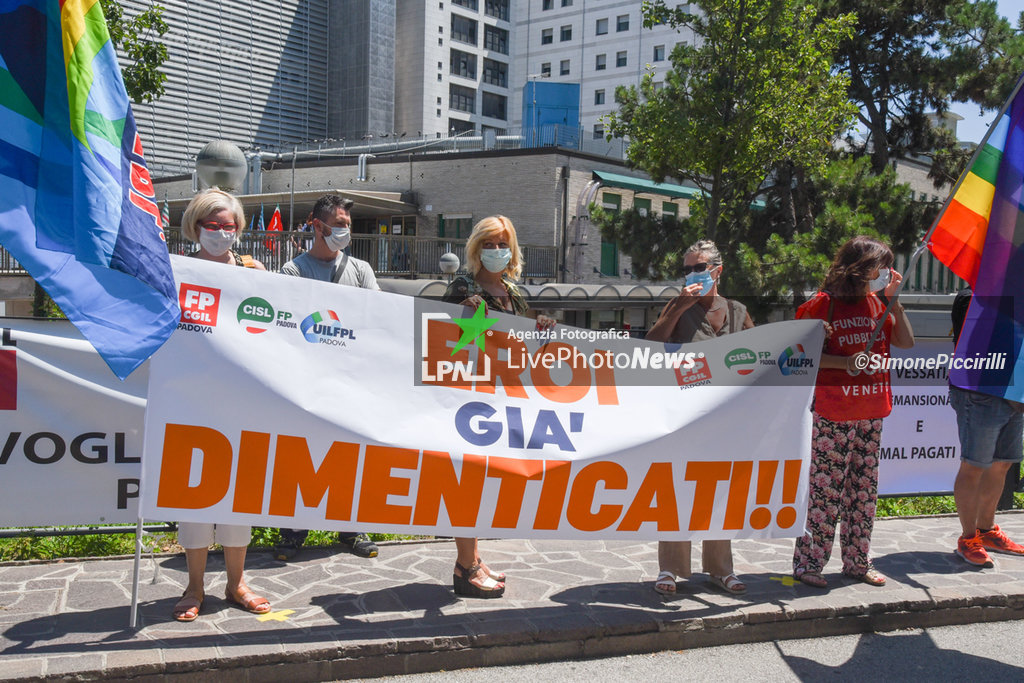 Flash Mob dei Lavoratori della Sanita' - NEWS - WORK