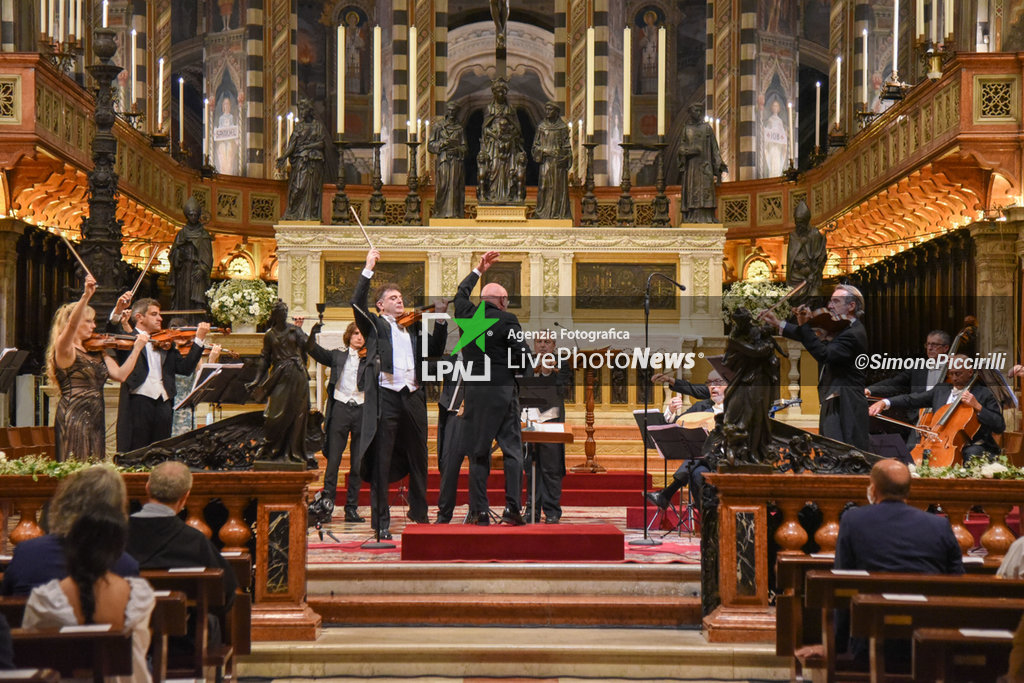 Solstizio in Musica in Onore di Sant'Antonio - REPORTAGE - RELIGION