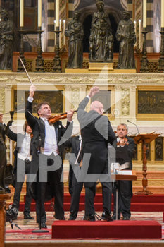 2020-06-21 - Il Primo Violino Lucio Degani e il Direttore Giuliano Carella - SOLSTIZIO IN MUSICA IN ONORE DI SANT'ANTONIO - REPORTAGE - RELIGION