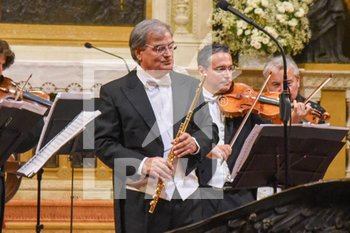 2020-06-21 - Il Flautista Roberto Fabbriciani - SOLSTIZIO IN MUSICA IN ONORE DI SANT'ANTONIO - REPORTAGE - RELIGION