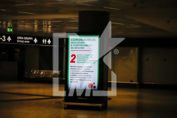 2020-03-05 - Aeroporto Milano Malpensa, Varese, 05 Marzo 2020, voli annullati, emergenza per Coronavirus. - EMERGENZA CORONAVIRUS - NEWS - HEALTH