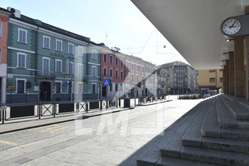 2020-03-16 - La stazione ferroviaria di Mantova - EMERGENZA CORONAVIRUS A MANTOVA - NEWS - HEALTH