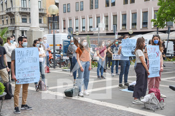 2020-05-29 - I Cartelli di Protesta - MANIFESTAZIONE GIOVANI MEDICI NON SPECIALIZZATI - NEWS - WORK