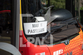 2020-05-25 - Autobus con indicazione del numero massimo di passeggeri - Bergamo  - LA FASE 2 DELLA CITTà DI BERGAMO - NEWS - PLACES