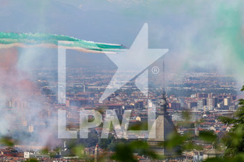 2020-05-25 - The Frecce Tricolore fly over Turin - SORVOLO DELLE FRECCE TRICOLORE SU TORINO - REPORTAGE - EVENTS