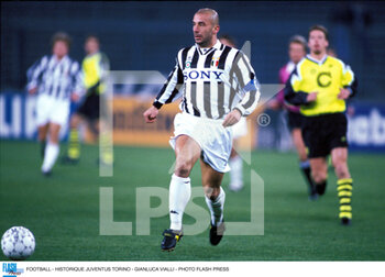 2005-01-04 - FOOTBALL - HISTORIQUE JUVENTUS TORINO - GIANLUCA VIALLI - PHOTO FLASH PRESS - FOOTBALL/JUVENTUS TURIN - OTHER - SOCCER