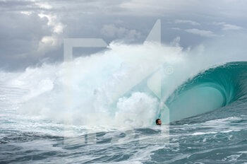 2013-03-30 - SURFING Free surf and tow-in surf at Teahupoo during a big swell on September 12, 2014 at Teahupoo in Tahiti, French Polynesia - OLYMPIC GAMES - PARIS 2024 - TEAHUPOO SURF SPOT - OLYMPIC GAMES PARIS 2024 - OLYMPIC GAMES