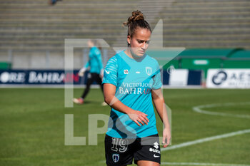 2014-01-18 - Thea Greboval of Paris FC warms up ahead of the Women's French championship, D1 Arkema football match between Paris FC and ASJ Soyaux Charente on October 16, 2021 at Robert Bobin stadium in Bondoufle, France - PARIS FC VS ASJ SOYAUX CHARENTE - FRENCH WOMEN DIVISION 1 - SOCCER