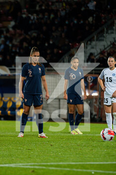 2014-01-24 - Eve Perisset of France kicks a penalty during the FIFA Women's World Cup 2023, Qualifiers Group I football match between France and Estonia on October 22, 2021 at Dominique Duvauchelle stadium in Créteil, France - FIFA WOMEN'S WORLD CUP 2023, QUALIFIERS - FRANCE VS ESTONIA - FIFA WORLD CUP - SOCCER