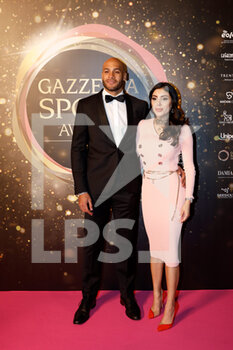 2021-12-14 - Marcell Jacobs and his girlfriend Nicole Daza - GAZZETTA SPORTS AWARDS 2021 - EVENTS - OTHER SPORTS
