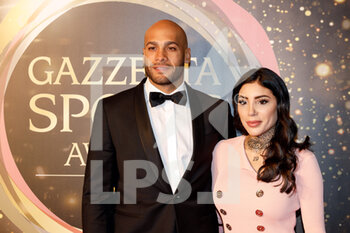 2021-12-14 - Marcell Jacobs and his girlfriend Nicole Daza - GAZZETTA SPORTS AWARDS 2021 - EVENTS - OTHER SPORTS