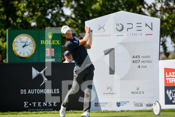 2021-09-02 - Renato Paratore (ITA) during the 1 round of the DS Automobiles 78th Italian Golf Open at Marco Simone Golf Club on September 02, 2021 in Rome Italy. - DS AUTOMOBILES 78° OPEN D'ITALIA - GOLF - OTHER SPORTS