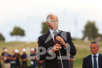 2021-09-05 - GIOVANNI MALAGO DURING THE 2 ROUND OF THE DS AUTOMOBILES 78TH ITALIAN GOLF OPEN AT MARCO SIMONE GOLF CLUB ON SEPTEMBER 05, 2021 IN ROME ITALY - DS AUTOMOBILES 78TH ITALIAN GOLF OPEN - GOLF - OTHER SPORTS