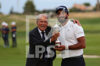 2021-09-05 - FRACESCO LAPORTA CELEBRATIONS DURING THE 2 ROUND OF THE DS AUTOMOBILES 78TH ITALIAN GOLF OPEN AT MARCO SIMONE GOLF CLUB ON SEPTEMBER 05, 2021 IN ROME ITALY - DS AUTOMOBILES 78TH ITALIAN GOLF OPEN - GOLF - OTHER SPORTS
