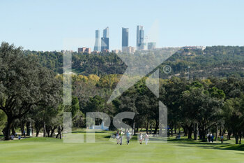 2021-10-08 - Illustration, general view of the field with the four towers of Madrid during the 2021 Acciona Open de Espana, Golf European Tour, Spain Open, on October 8, 2021 at Casa de Campo in Madrid, Spain - 2021 ACCIONA OPEN DE ESPANA, GOLF EUROPEAN TOUR, SPAIN OPEN - GOLF - OTHER SPORTS