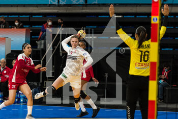 02/12/2021 - Anne Mette Hansen of Denmark during the IHF Women's World Championship 2021, Group F handball match between Denmark and Tunisia on December 2, 2021 at Palau d'Esports de Granollers in Granollers, Barcelona, Spain - IHF WOMEN'S WORLD CHAMPIONSHIP 2021, GROUP F - DENMARK VS TUNISIA - PALLAMANO - ALTRO