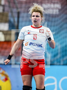 03/12/2021 - Sylwia Matuszczyk of Poland during the IHF Women's World Championship 2021, Group B handball match between Serbia and Poland on December 3, 2021 at the Pla de L'Arc pavilion in Lliria, Valencia, Spain - IHF WOMEN'S WORLD CHAMPIONSHIP 2021, GROUP B - SERBIA VS POLAND - PALLAMANO - ALTRO