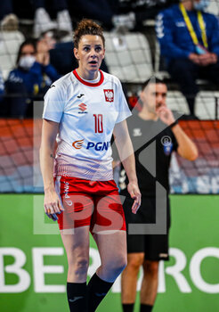 03/12/2021 - Marta Gega of Poland during the IHF Women's World Championship 2021, Group B handball match between Serbia and Poland on December 3, 2021 at the Pla de L'Arc pavilion in Lliria, Valencia, Spain - IHF WOMEN'S WORLD CHAMPIONSHIP 2021, GROUP B - SERBIA VS POLAND - PALLAMANO - ALTRO