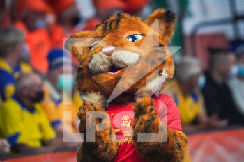 2021-12-03 - Lola Mascot during the IHF Women's World Championship 2021, Group D handball match between Netherlands and Puerto Rico on December 3, 2021 at Palacio de Deportes de Torrevieja in Torrevieja, Spain - IHF WOMEN'S WORLD CHAMPIONSHIP 2021, GROUP D - NETHERLANDS VS PUERTO RICO - HANDBALL - OTHER SPORTS