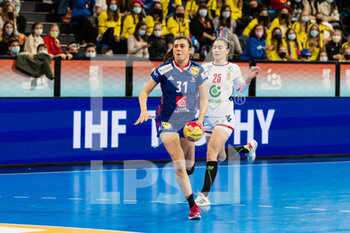 11/12/2021 - Lucie Granier of France during the IHF Women's World Championship 2021, Main Round III match between Serbia and France on December 11, 2021 at Palau d'Esports de Granollers in Granollers, Barcelona, Spain - IHF WOMEN'S WORLD CHAMPIONSHIP 2021, MAIN ROUND III - SERBIA VS FRANCE - PALLAMANO - ALTRO