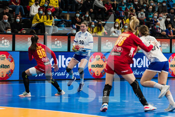 2021-12-11 - Antonia Skorobogatchenko of RHF during the IHF Women's World Championship 2021, Main Round III handball match between Montenegro and RHF (Russia) on December 11, 2021 at Palau d'Esports de Granollers in Granollers, Barcelona, Spain - IHF WOMEN'S WORLD CHAMPIONSHIP 2021, MAIN ROUND III - MONTENEGRO VS RHF (RUSSIA) - HANDBALL - OTHER SPORTS