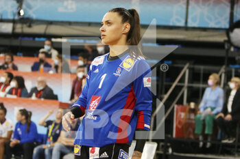 19/12/2021 - Laura Glauser of France during the IHF Women's World Championship 2021, final handball match between France and Norway on December 19, 2021 at Palau d'Esports de Granollers in Granollers, Barcelona, Spain - IHF WOMEN'S WORLD CHAMPIONSHIP 2021, FINAL - FRANCE VS NORWAY - PALLAMANO - ALTRO