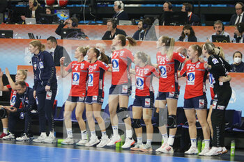 19/12/2021 - Bench of Norway during the IHF Women's World Championship 2021, final handball match between France and Norway on December 19, 2021 at Palau d'Esports de Granollers in Granollers, Barcelona, Spain - IHF WOMEN'S WORLD CHAMPIONSHIP 2021, FINAL - FRANCE VS NORWAY - PALLAMANO - ALTRO
