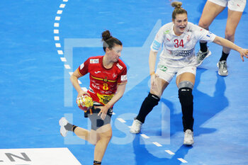 2021-12-19 - Silvia Arderius Martin of Spain and Rikke Iversen of Denmark during the IHF Women's World Championship 2021, Third place final handball match between Denmark and Spain on December 19, 2021 at Palau d'Esports de Granollers in Granollers, Barcelona, Spain - IHF WOMEN'S WORLD CHAMPIONSHIP 2021, THIRD PLACE FINAL - DENMARK AND SPAIN - HANDBALL - OTHER SPORTS