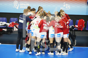 2021-12-19 - Team Denmark during the IHF Women's World Championship 2021, Third place final handball match between Denmark and Spain on December 19, 2021 at Palau d'Esports de Granollers in Granollers, Barcelona, Spain - IHF WOMEN'S WORLD CHAMPIONSHIP 2021, THIRD PLACE FINAL - DENMARK AND SPAIN - HANDBALL - OTHER SPORTS