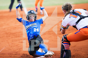 2021-08-20 - MARRONE Fabrizia player of the team Saronno from Italy save to home - WOMEN'S EUROPEAN CUP WINNERS CUP 2021 - SOFTBALL - OTHER SPORTS