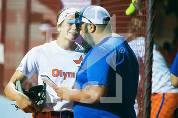 2021-08-20 - Head coach DONEY Stanley and HOP Lisa of the team Olympia Haarlem from Holland - WOMEN'S EUROPEAN CUP WINNERS CUP 2021 - SOFTBALL - OTHER SPORTS