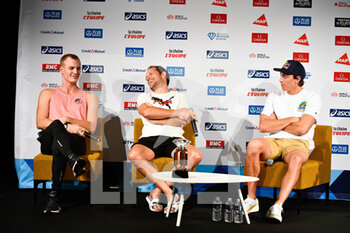 2021-08-27 - From left, Sam Kendricks (Men's Pole Vault) of United States of America (USA), Renaud Lavillenie of France and Armand "Mondo" Duplantis of Sweden attend the press conference prior to Meeting de Paris, IAAF Wanda Diamond League, Meeting de Paris Athletics event at Pullman Bercy Hotel, in Paris, France, on August 27, 2021 - Photo Victor Joly / DPPI - IAAF WANDA DIAMOND LEAGUE, MEETING DE PARIS - INTERNATIONALS - ATHLETICS
