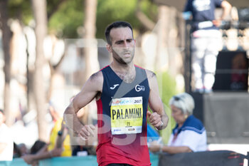 2021-09-19 - TRACK&FIELD - FINISH LINE WITH PALAMINI TOP ATHLETE DURING THE ACEA RUN ROME - THE MARATHON AT FORI IMPERIALI ON 19TH SEPTEMBER 2021 IN ROME ITALY - ACEA RUN ROME - MARATHON - ATHLETICS