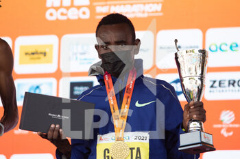 2021-09-19 - TRACK&FIELD - CELEBRATIONS WITH TOP ATHLETES DURING THE ACEA RUN ROME - THE MARATHON AT FORI IMPERIALI ON 19TH SEPTEMBER 2021 IN ROME ITALY - ACEA RUN ROME - MARATHON - ATHLETICS