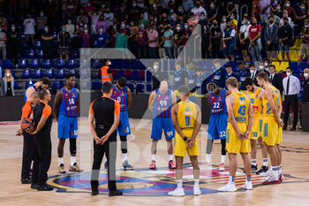 2021-10-01 - Teams before the Turkish Airlines EuroLeague basketball match between FC Barcelona and Alba Berlin on October 1, 2021 at Palau Blaugrana in Barcelona, Spain - FC BARCELONA VS ALBA BERLIN - EUROLEAGUE - BASKETBALL