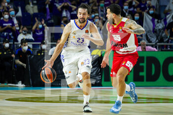 2021-10-13 - Sergio Llull Melia of Real Madrid Baloncesto and Mike James of Monaco during the Turkish Airlines Euroleague basketball match between Real Madrid and AS Monaco on October 13, 2021 at Wizink Center in Madrid, Spain - REAL MADRID VS AS MONACO - EUROLEAGUE - BASKETBALL