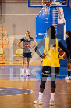 2021-11-09 - Marine Johannes of France during the French women's team training on November 9, 2021 at INSEP in Paris, France - FRENCH WOMEN'S TEAM TRAINING - EVENTS - BASKETBALL