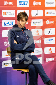2021-11-09 - Celine Dumergue team manager of France during the French women's team training on November 9, 2021 at INSEP in Paris, France - FRENCH WOMEN'S TEAM TRAINING - EVENTS - BASKETBALL