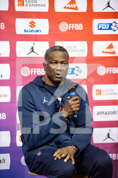 2021-11-09 - Jean Aime Toupane head coach of France during the French women's team training on November 9, 2021 at INSEP in Paris, France - FRENCH WOMEN'S TEAM TRAINING - EVENTS - BASKETBALL