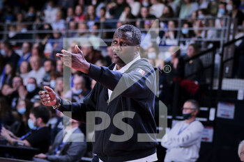 2021-11-14 - Jean Aime TOUPANE (C) of France during the FIBA Women's EuroBasket 2023, Qualifiers Group B Basketball match between France and Lithuania on November 14, 2021 at Palacium in Villeneuve-d'Ascq, France - FIBA WOMEN'S EUROBASKET 2023, QUALIFIERS GROUP B - FRANCE VS LITHUANIA - INTERNATIONALS - BASKETBALL