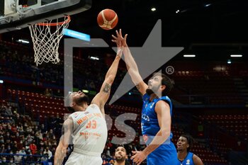 2021-11-29 - Amedeo Tessitori (Italy) and Jito Kok (Netherlands)  - FIBA WORLD CUP 2023 QUALIFIERS - ITALY VS NETHERLANDS - INTERNATIONALS - BASKETBALL