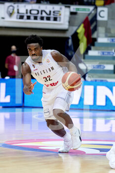 2021-11-28 - Retin OBASOHAN (32) of Belgium during the FIBA Basketball World Cup 2023, European Qualifiers, 1st round Group A Basketball match between Belgium and Serbia on November 28, 2021 at the Mons Arena in Mons, Belgium - FIBA BASKETBALL WORLD CUP 2023, EUROPEAN QUALIFIERS, 1ST ROUND GROUP A - BELGIUM VS SERBIA - INTERNATIONALS - BASKETBALL